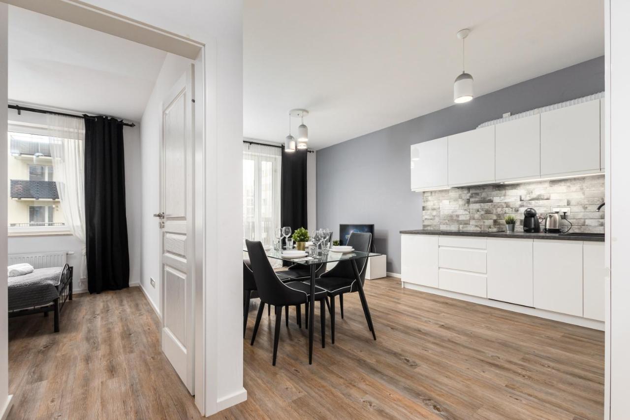 Rakowska 14A 1 Bedroom By Homeprime Warszawa Exteriör bild