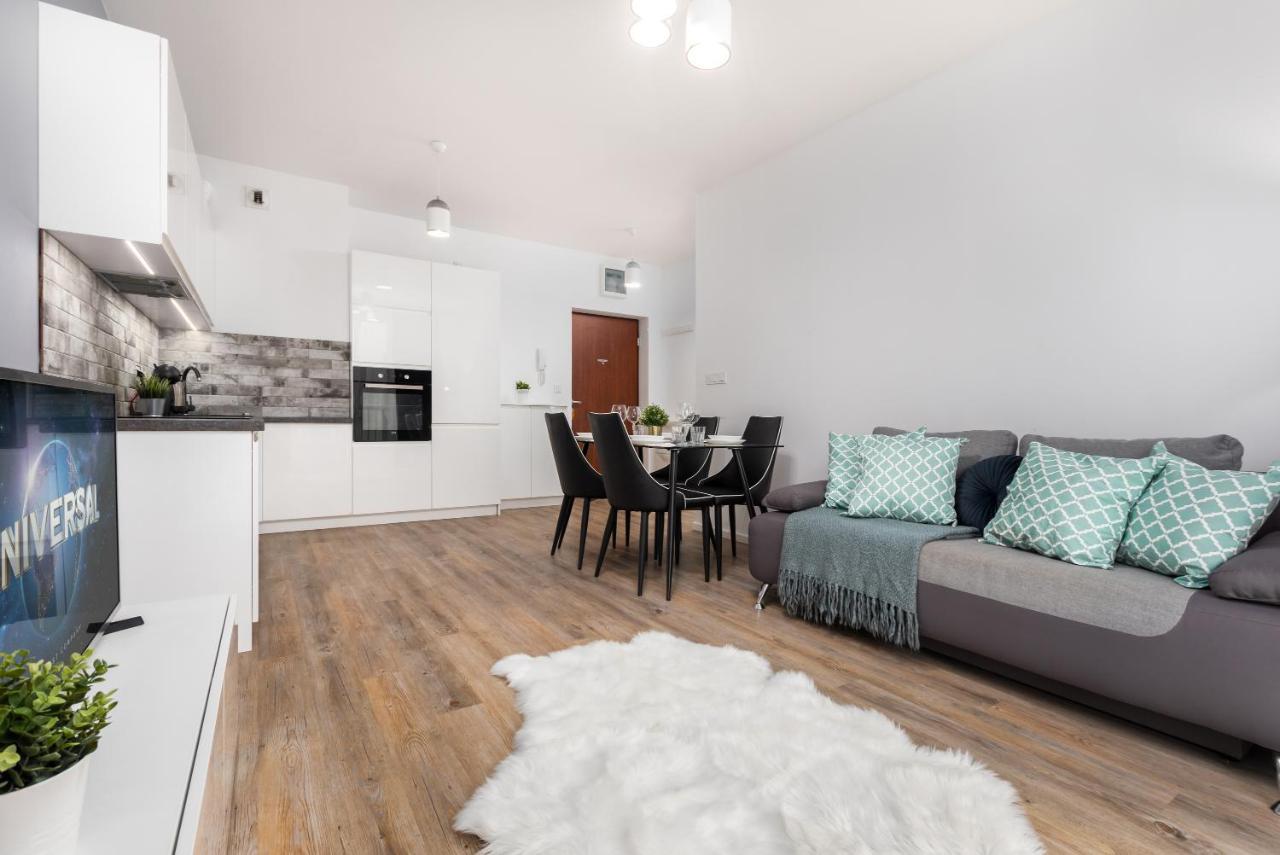 Rakowska 14A 1 Bedroom By Homeprime Warszawa Exteriör bild
