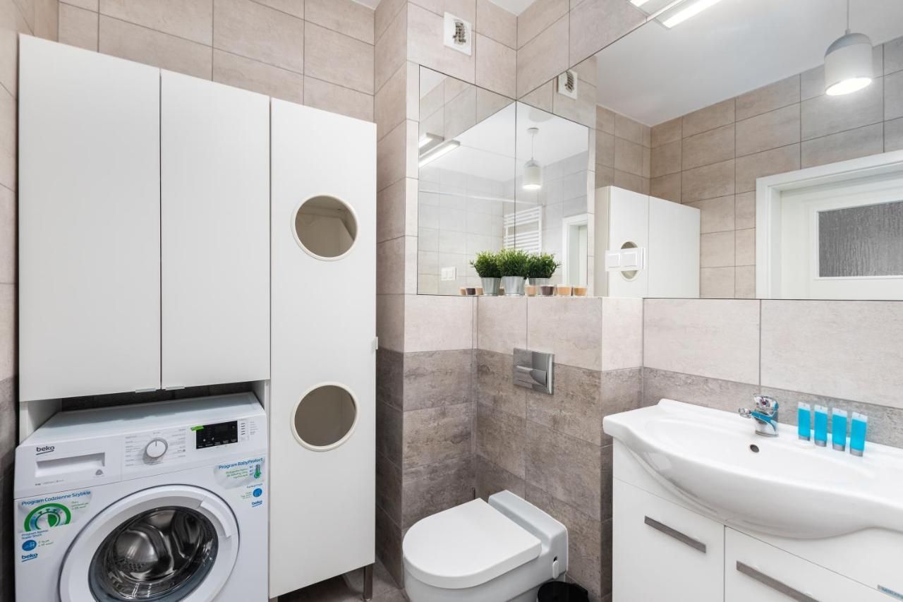 Rakowska 14A 1 Bedroom By Homeprime Warszawa Exteriör bild