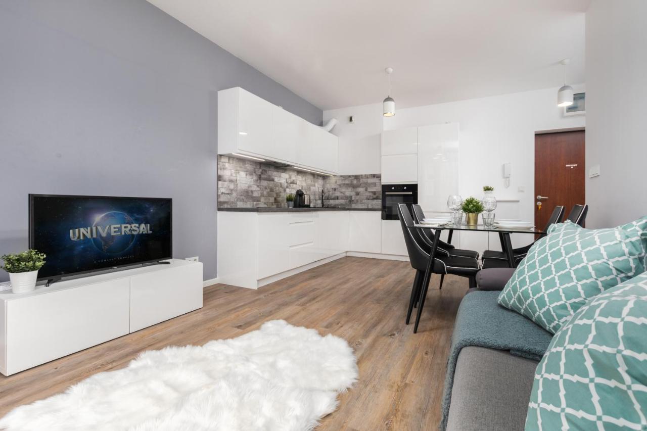 Rakowska 14A 1 Bedroom By Homeprime Warszawa Exteriör bild